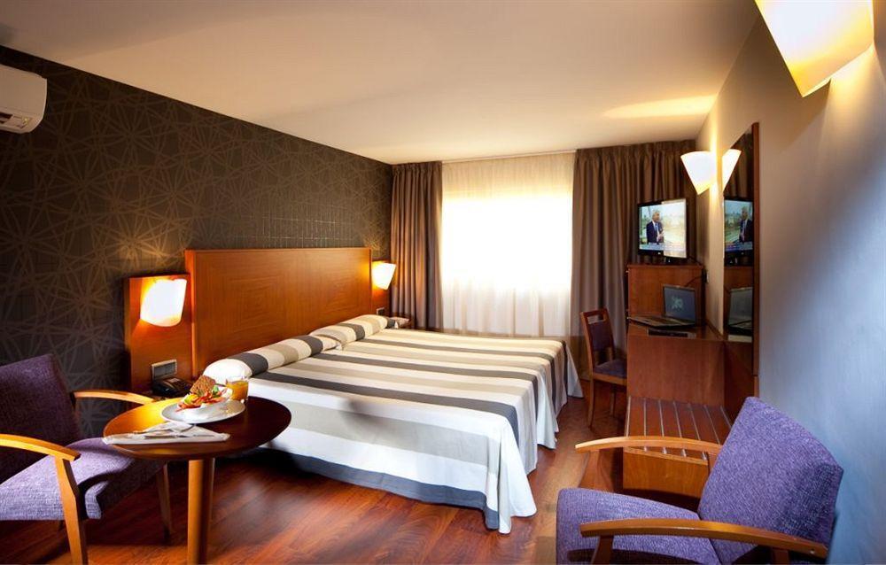 Torreluz Apartamentos อัลเมรีอา ภายนอก รูปภาพ