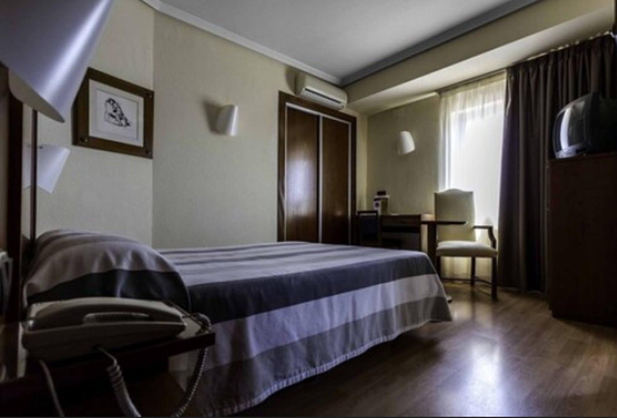 Torreluz Apartamentos อัลเมรีอา ภายนอก รูปภาพ
