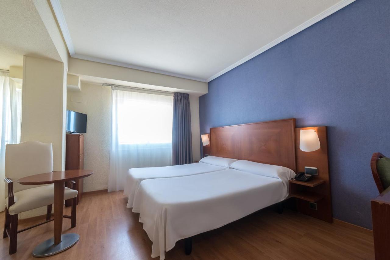 Torreluz Apartamentos อัลเมรีอา ภายนอก รูปภาพ